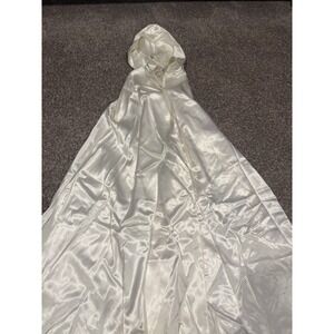 Mon Cheri A- Line Cap Sleeve 2 Tone Ivory Wedding Dress Size 8 W/ Cape See Notes